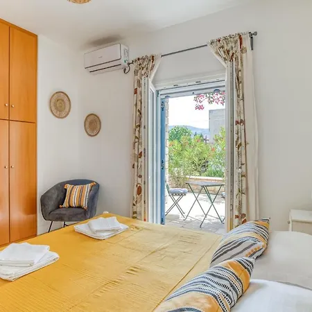 Comfy House In Paros * Alikí