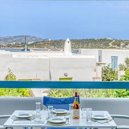 Comfy House In Paros شقة