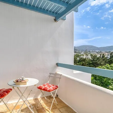 Comfy House In Paros *